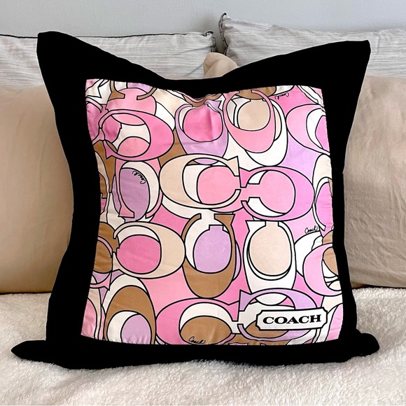 NWOT Coach Pink and Tan “C”Patterned Throw Pillow - Picture 1 of 3